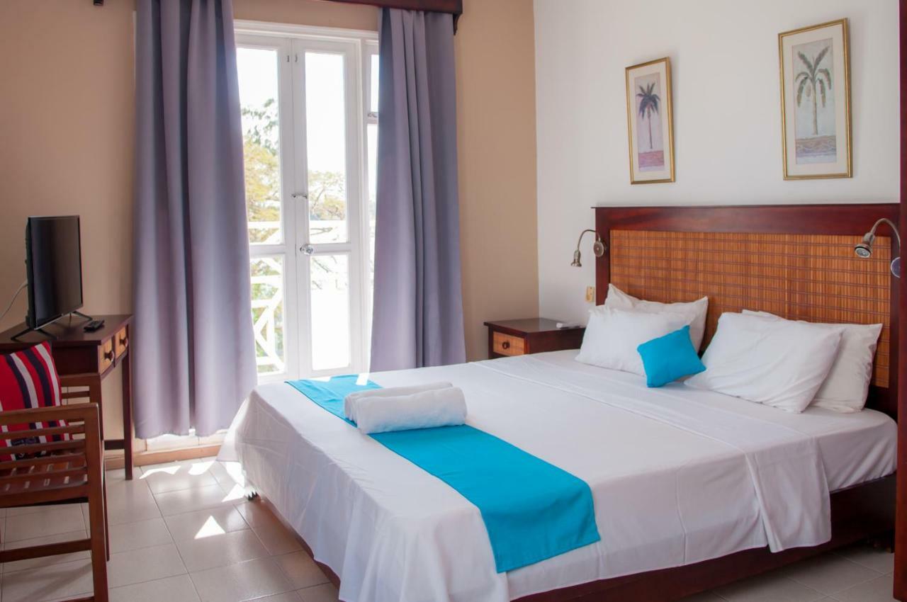 The Bay Resort, Grand Bay Экстерьер фото