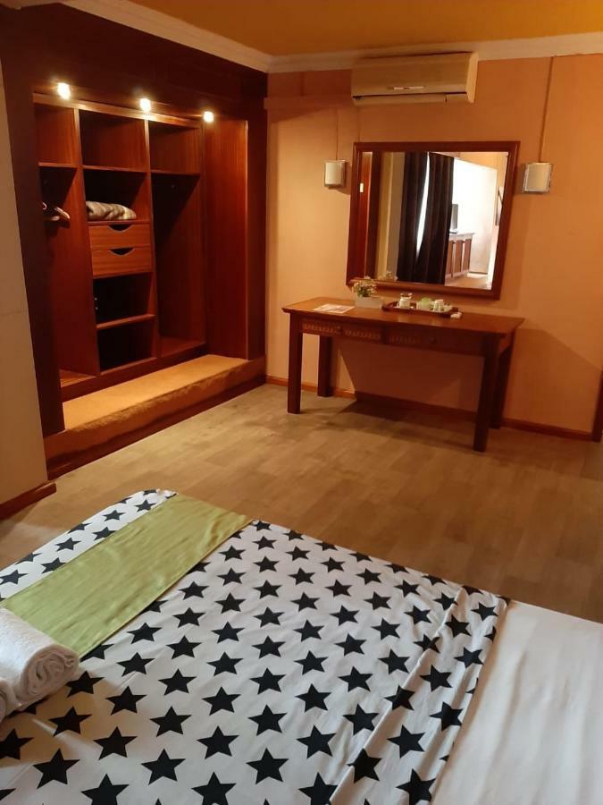 The Bay Resort, Grand Bay Экстерьер фото